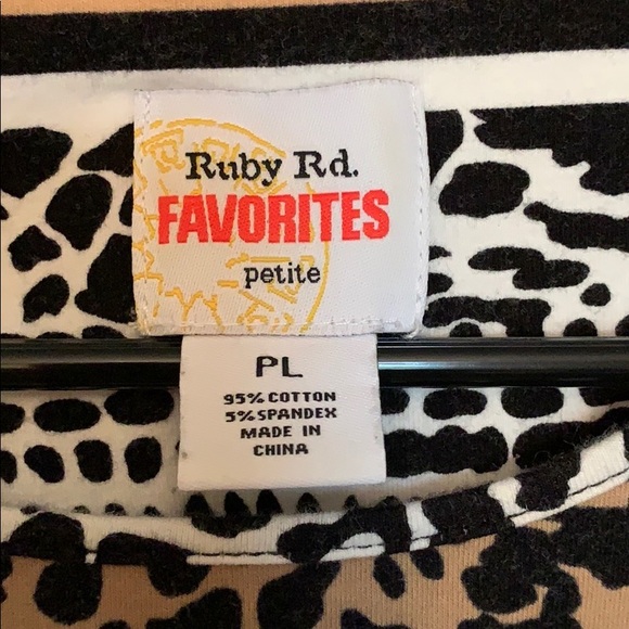 Ruby Rd. Favorites Petite Top - Picture 6 of 7